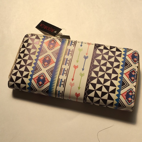 bijorca Handbags - NWT wallet